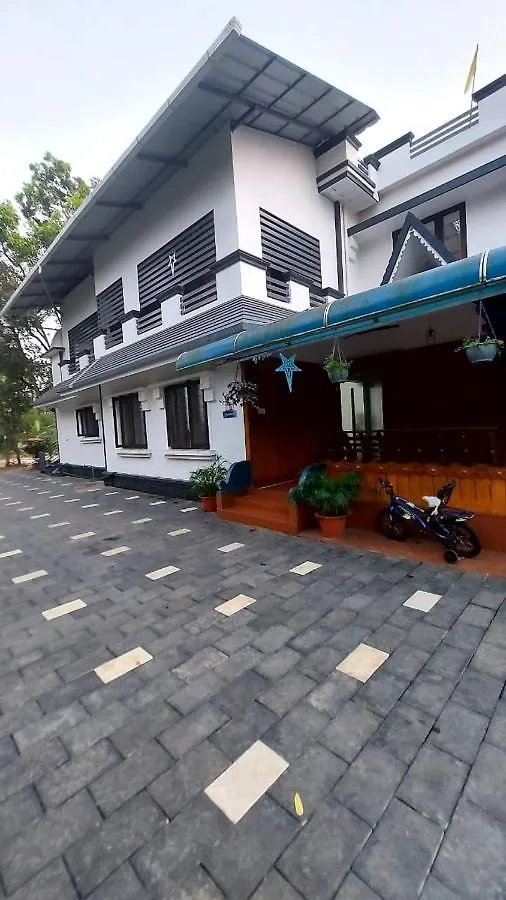 Grand Marari Bed & Breakfast Alappuzha India