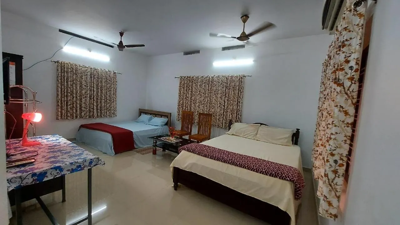 Grand Marari Bed & Breakfast Alappuzha 0*,